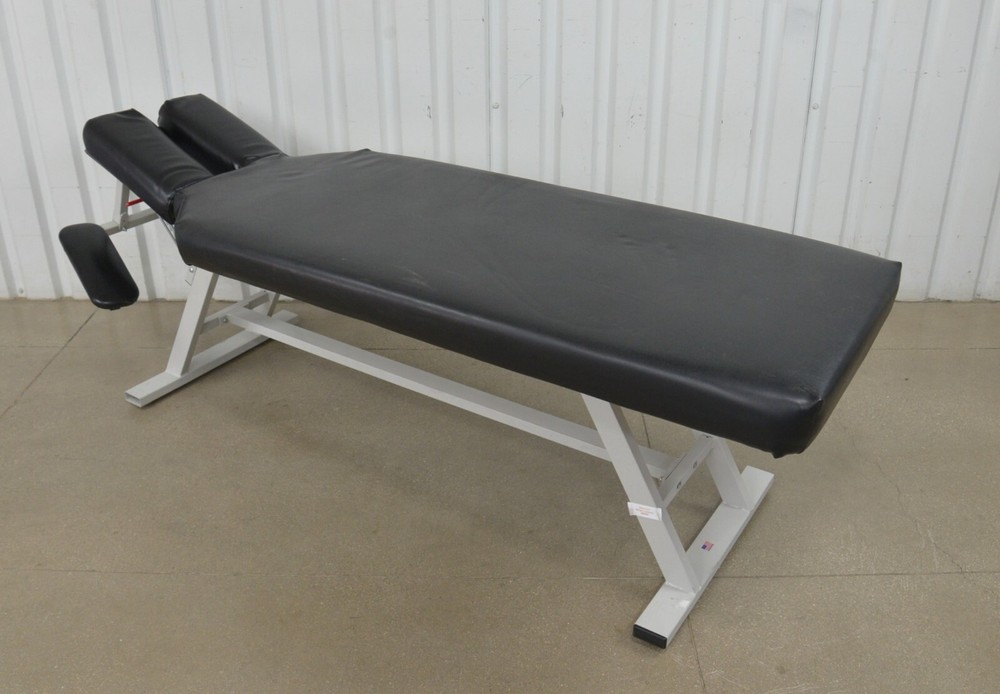 Winco Adjusting Tilt Head Treatment Table 805