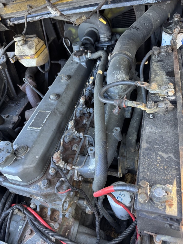 Doosan DB585 Diesel Engine - Running, Take Out.