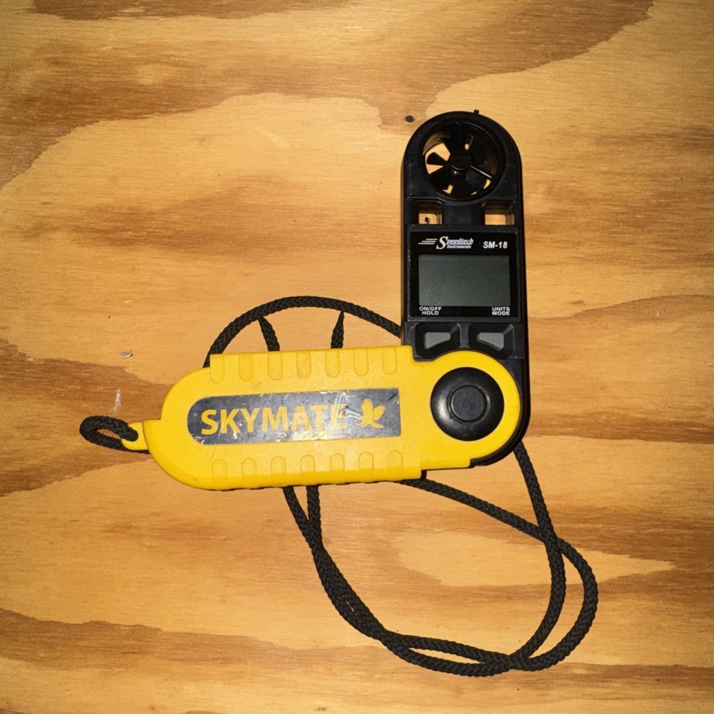 Speedtech Skymate SM-18 Hand Held Thermo Windmeter read description