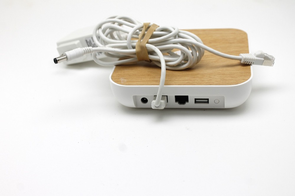 Torch Wireless WiFi Router 1GBPS Dynamic Internet TESTED