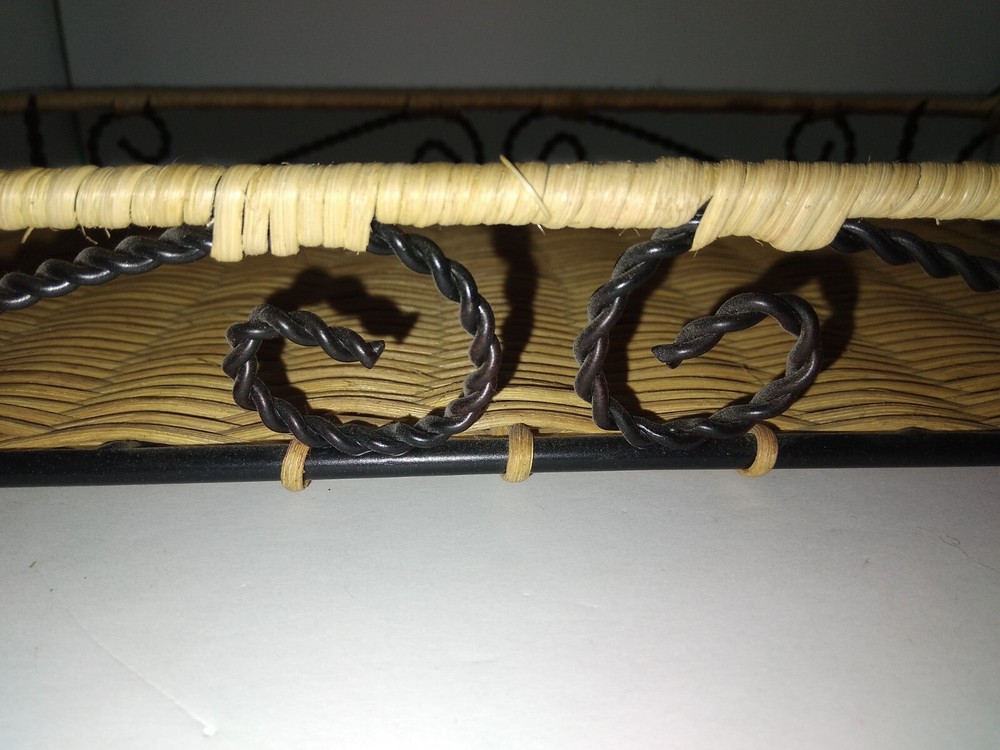 Stylish Wicker And Metal Basket Tray Decor