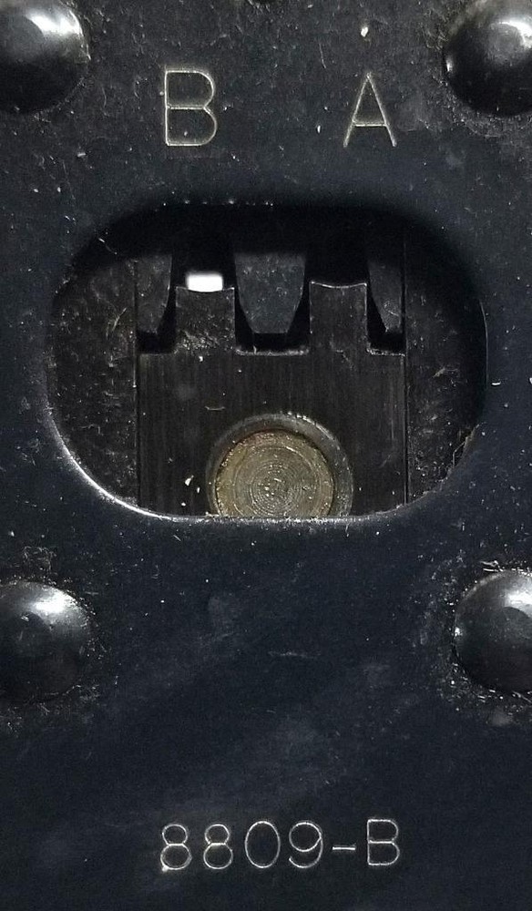 AMP 724651-1 Hand Crimping Tool 8809-B