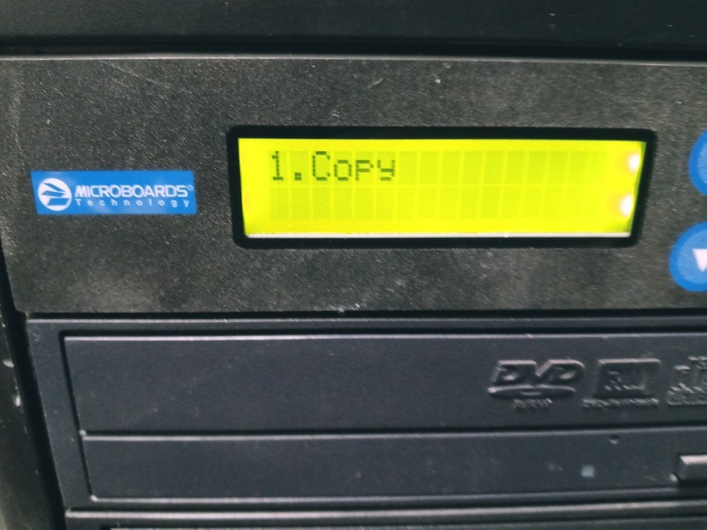 Microboards Technology CD - DVD Duplicator Quic Disc QD123 1:3 Disc Copier
