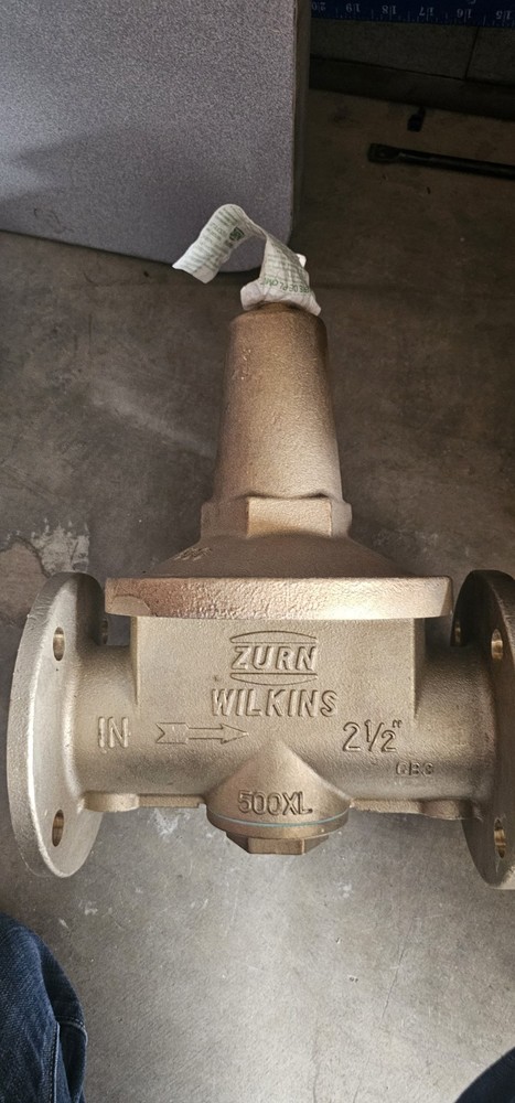 ZURN WILKINS Water Pressure Reducing Valve: Flanged x Flanged, 2 1/2 in Pipe...