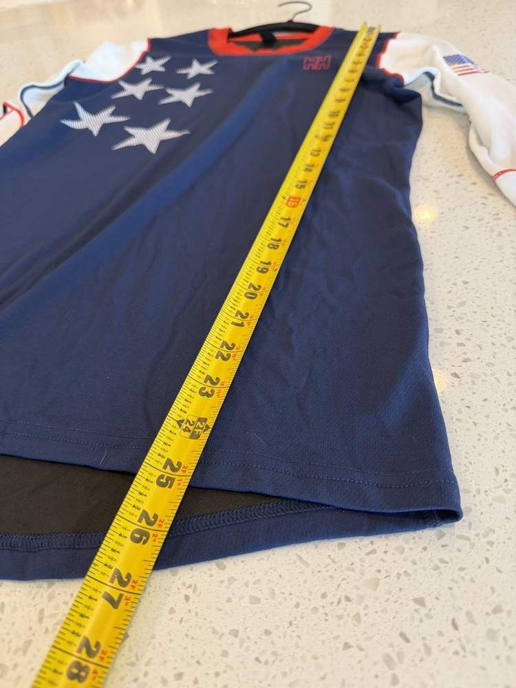 Helly Hansen Ski Team USA Base layer Size Medium Long Sleeve