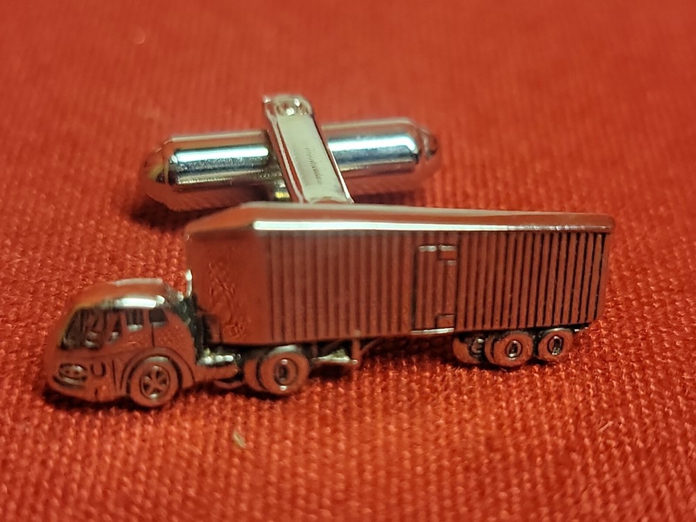 Vintage Mens BERMAN LEASING CO CUFFLINKS