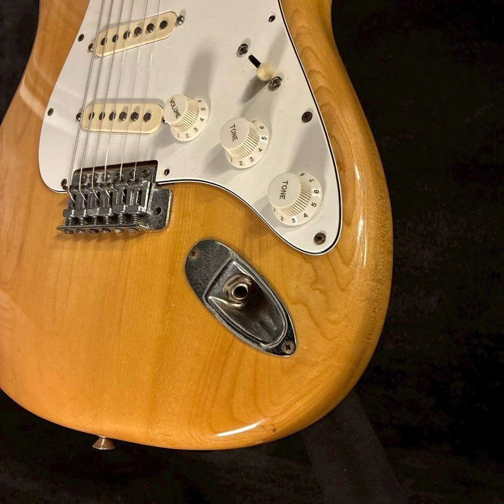 Fernandes BURNY CUSTOM ST Natural【4.35㎏】