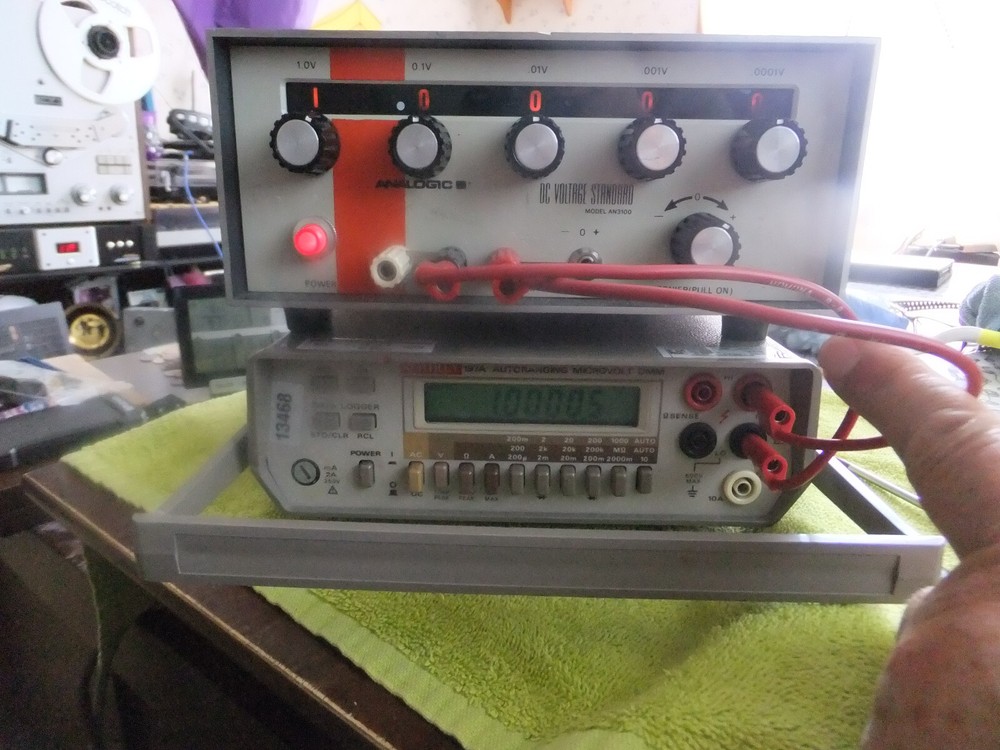 Analogic AN-3100 DC Voltage Standard +/- 11.111 VDC