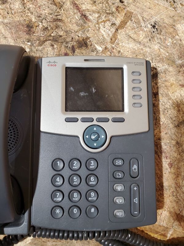 Cisco SPA525G2 5-Line IP Phone No Power Adapter