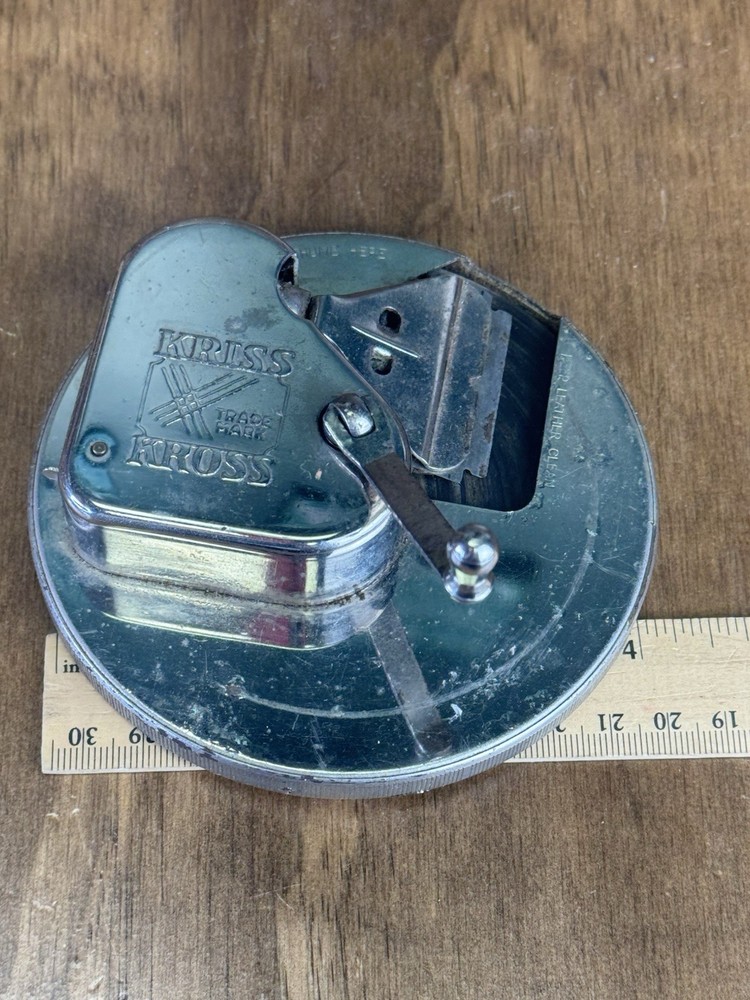 Vintage Kriss Kross Razor Blade Sharpener