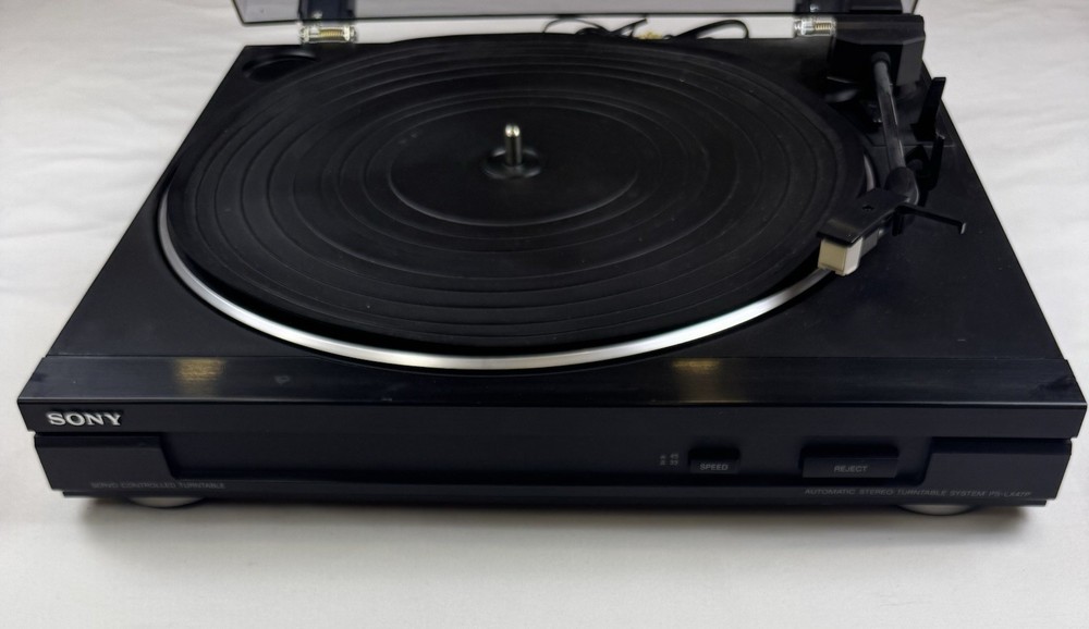 SONY PS-V705 Turntable *needs a power cord
