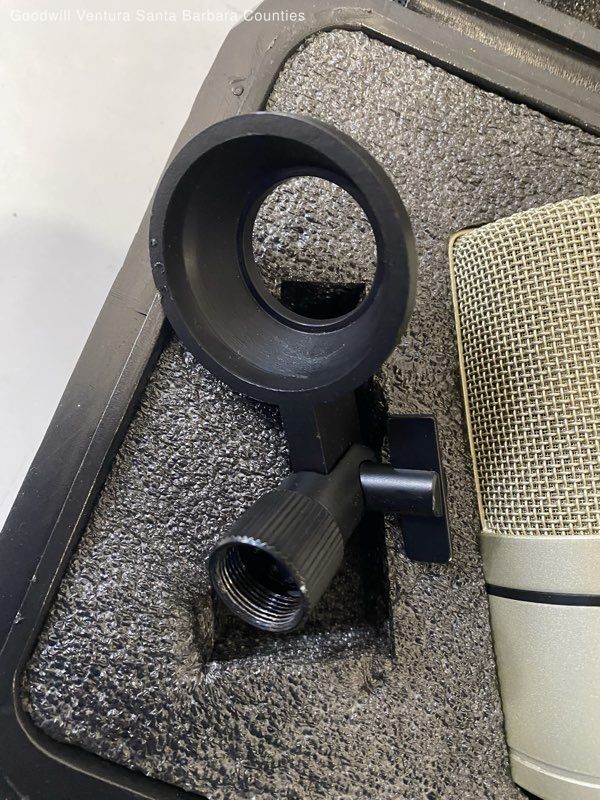 MXL 990 Condenser Microphone - Tested