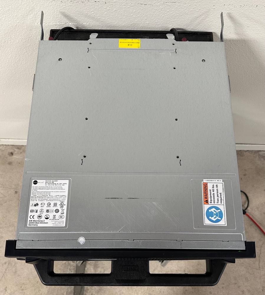 Quantum 24-bay SAS disk array w/ Dual 1-05134-01 Quantum SAS SAN Controller