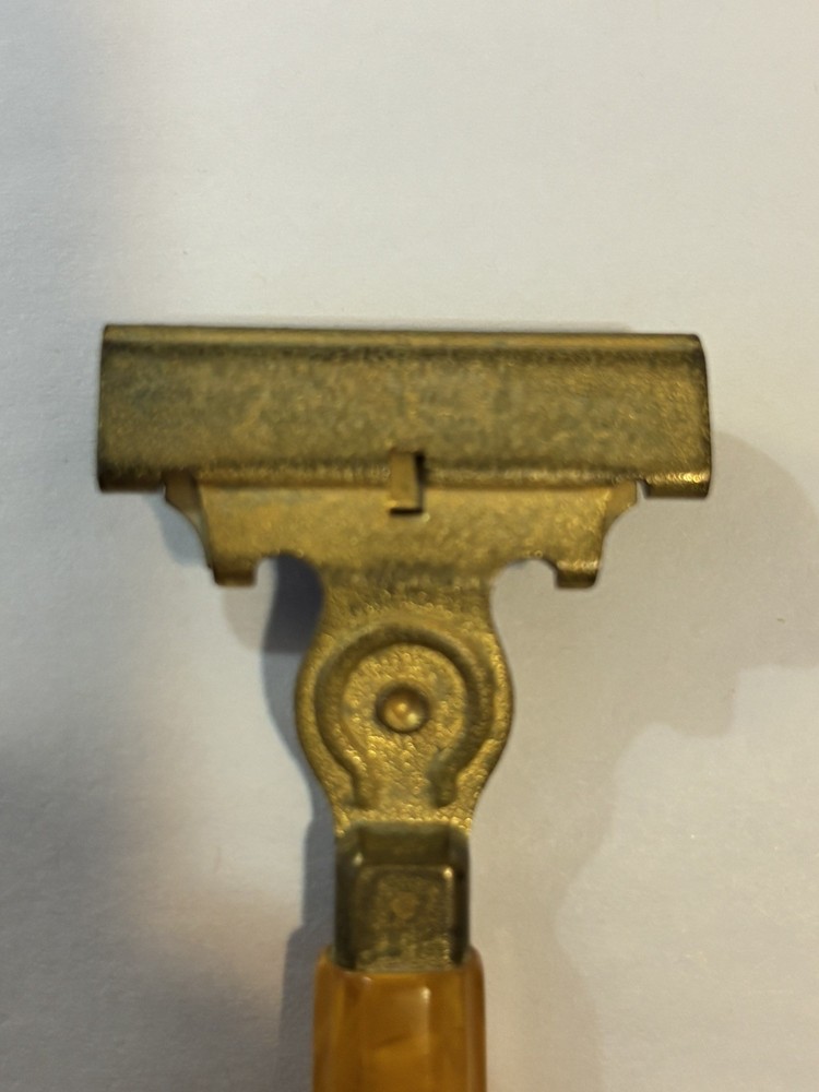 Vintage SCHICK INJECTOR RAZOR Brass with Bakelite Handle Preowned.