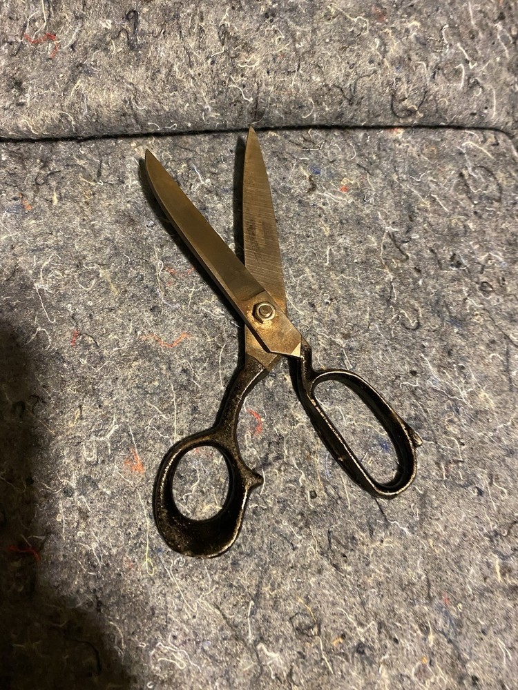 Antique Fabric Scissors