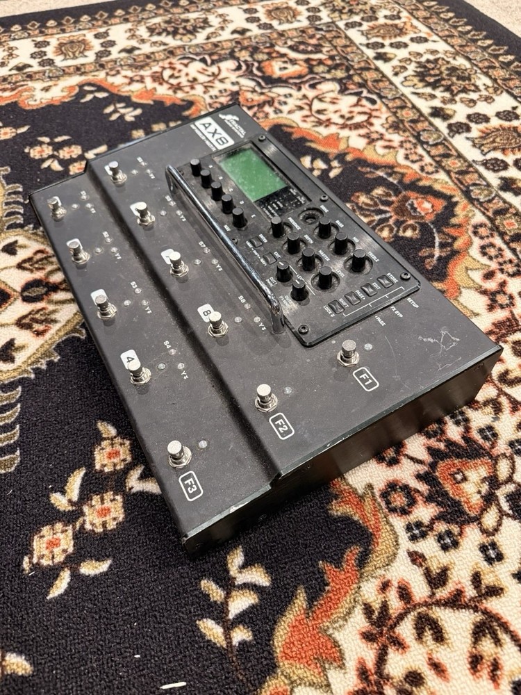 Fractal Audio Systems AX8 Digital Amp Modeler Multi FX Processor for Guitar