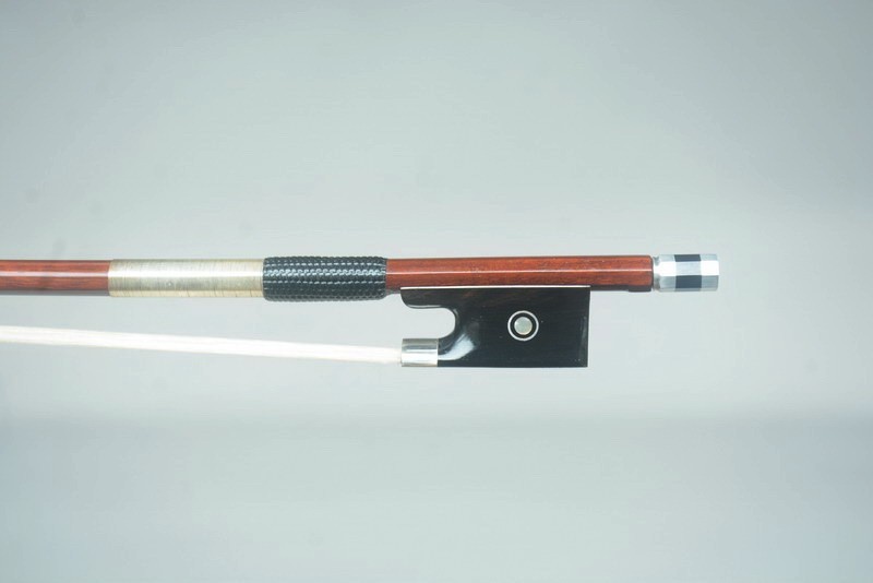 Master Piece!A Pernambuco Violin 4/4 Bow,silver mounted!Unique forg!Professional