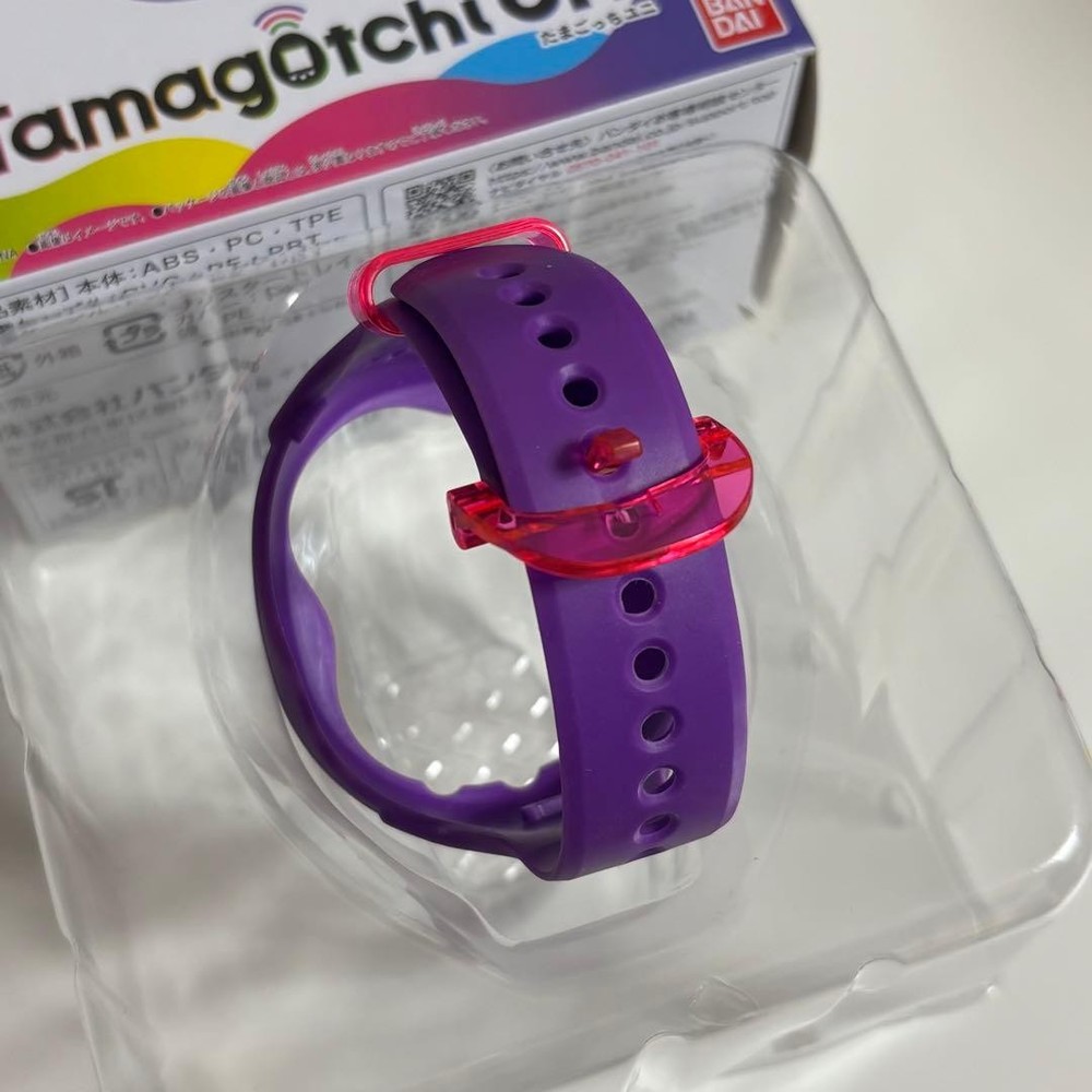 Tamagotchi Uni Purple