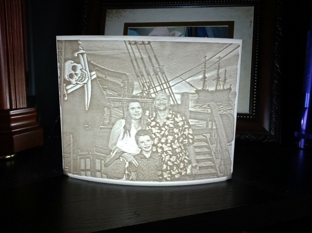CUSTOM PERSONALIZED 3D PRINTED PHOTO LITHOPHANE
