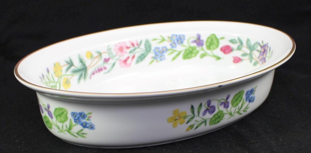Royal Worcester Arcadia Oval Pie Baker