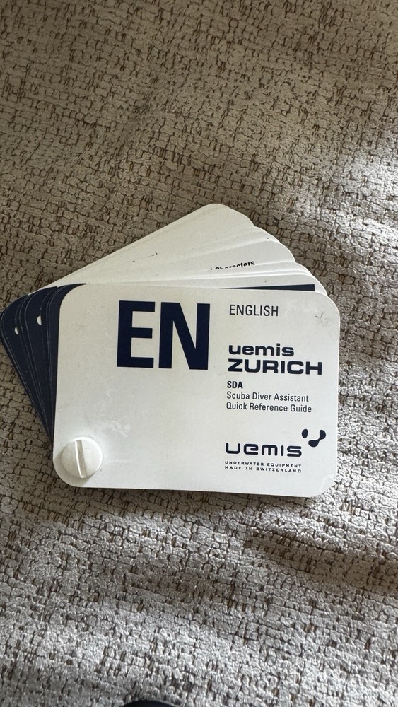 UEMIS Dive Computer