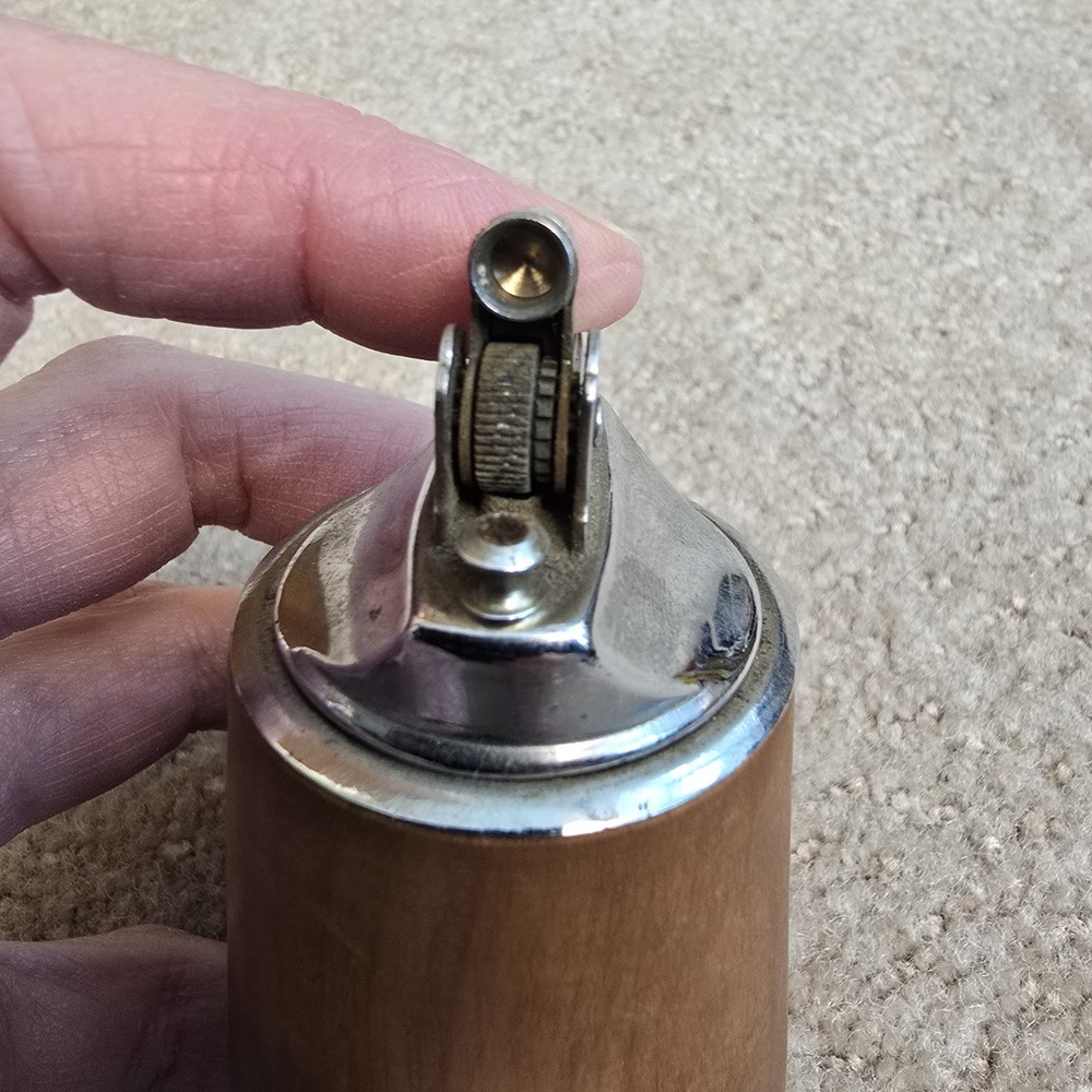 1957 Ronson Tropicana Dutch Table Lighter