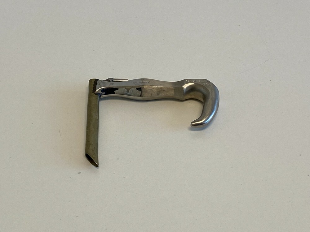 L21: Pilling 32-2004 Surgical Instrument