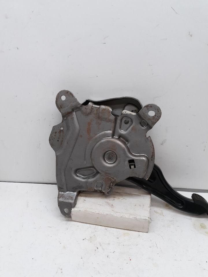 09-14 AVALANCHE Emergency BRAKE PEDAL