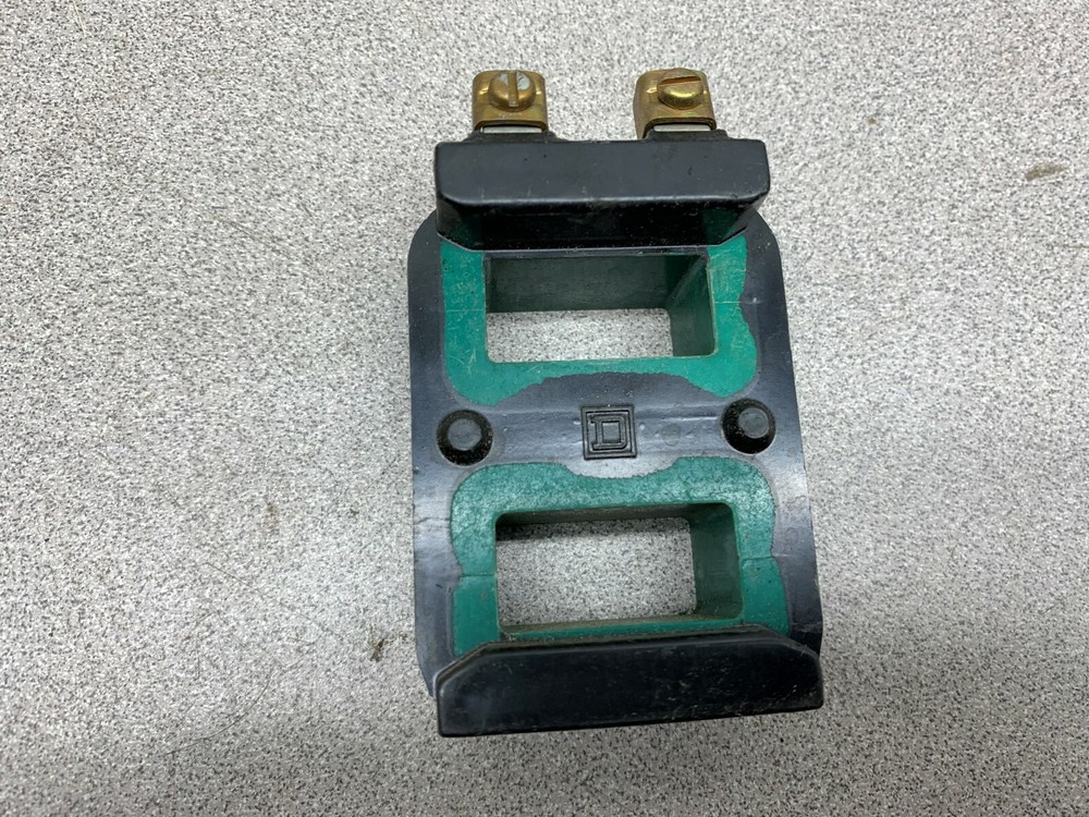 NEW NO BOX SQUARE D COIL 31111-400-44