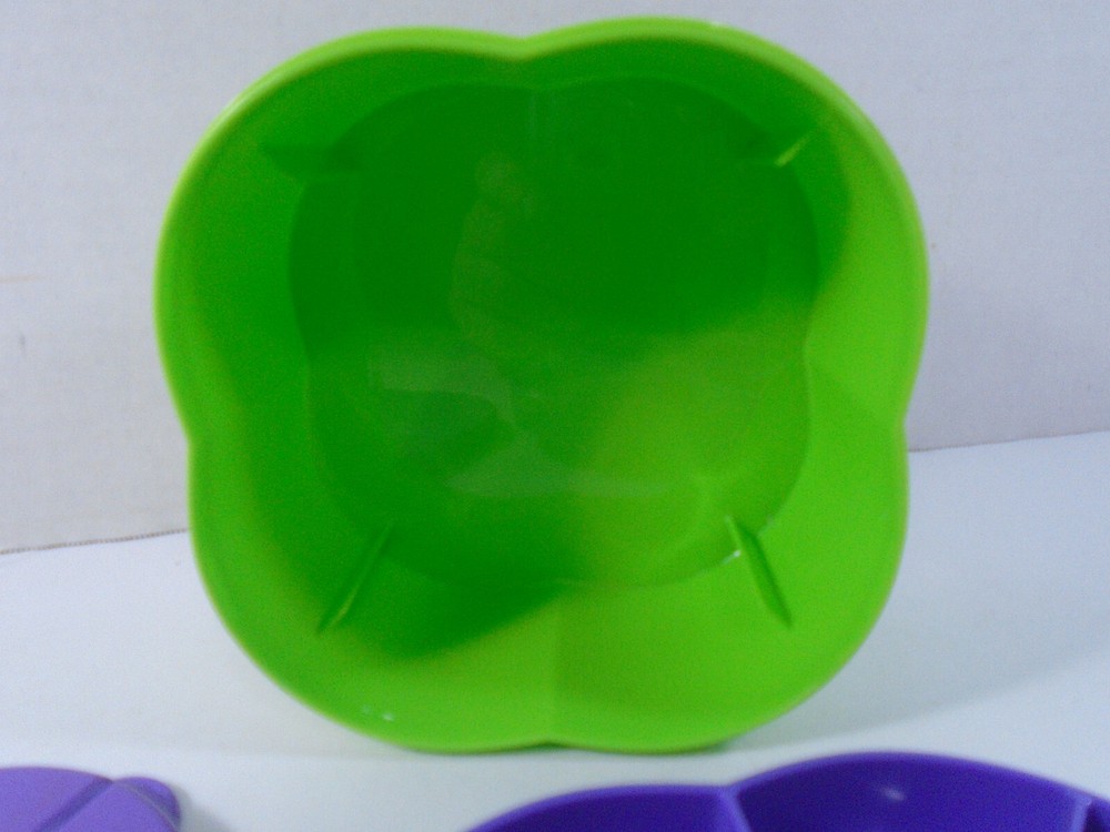 PIXOS--PURPLE & GREEN STORAGE CONTAINER BOX (LOOK)