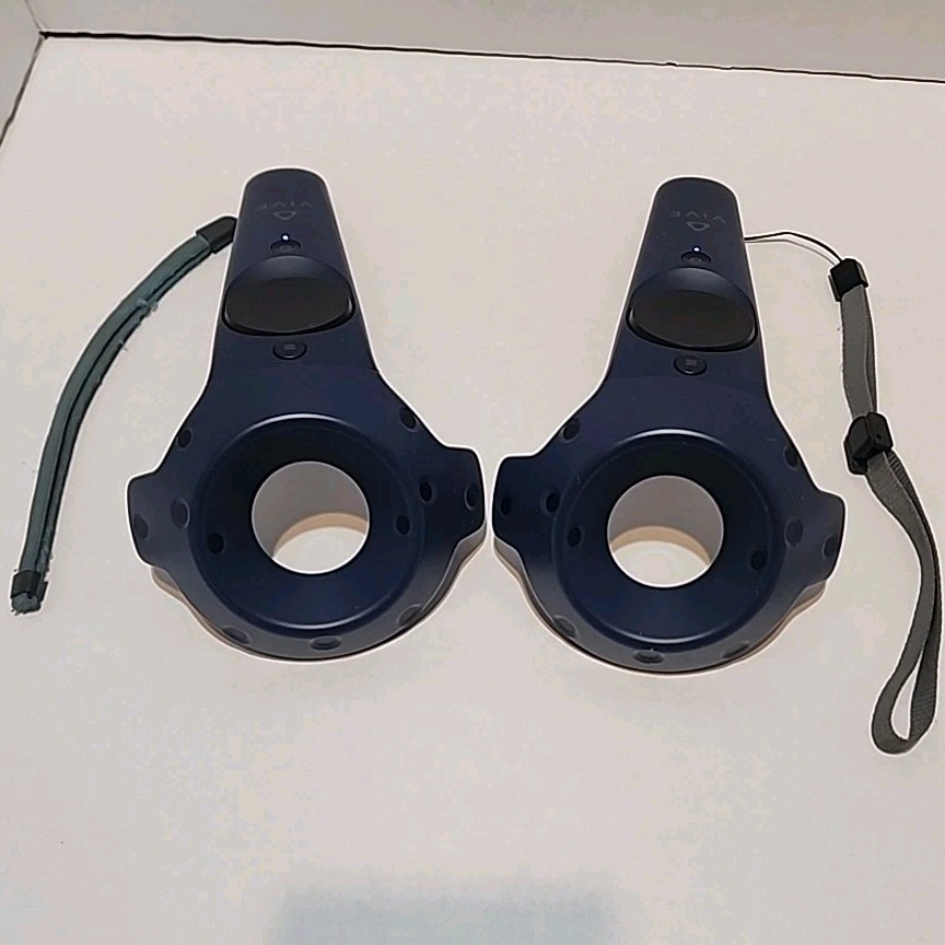 HTC VIVE Controllers 2.0 (2018) Blue Pair For Vivo Pro Blue Light