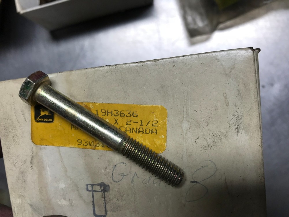 19H3636 GENUINE John Deere CAP SCREW BOLT