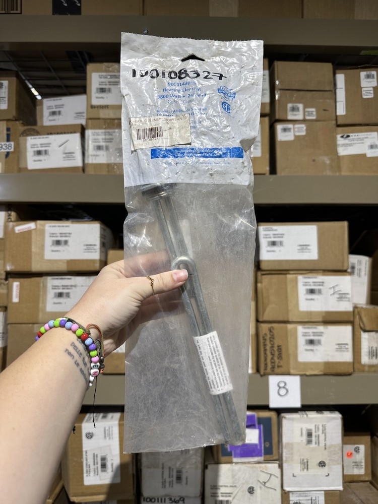 100108327 | 9000148015 | A.O. Smith Heating Element - 240V, 3800W, 10.75 in