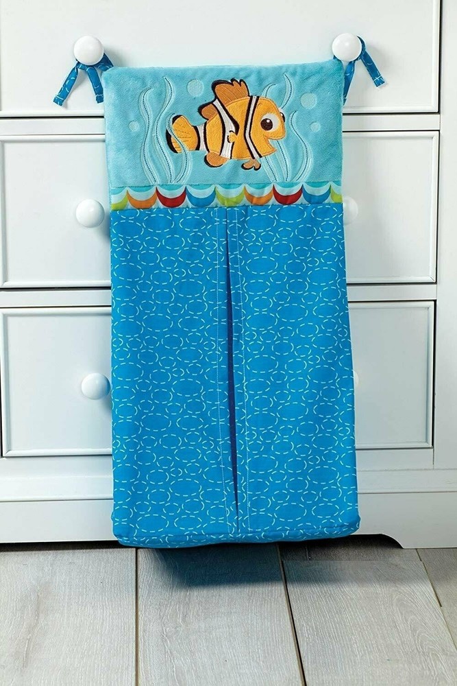 Disney Nemo 11 Piece Crib Bedding Set