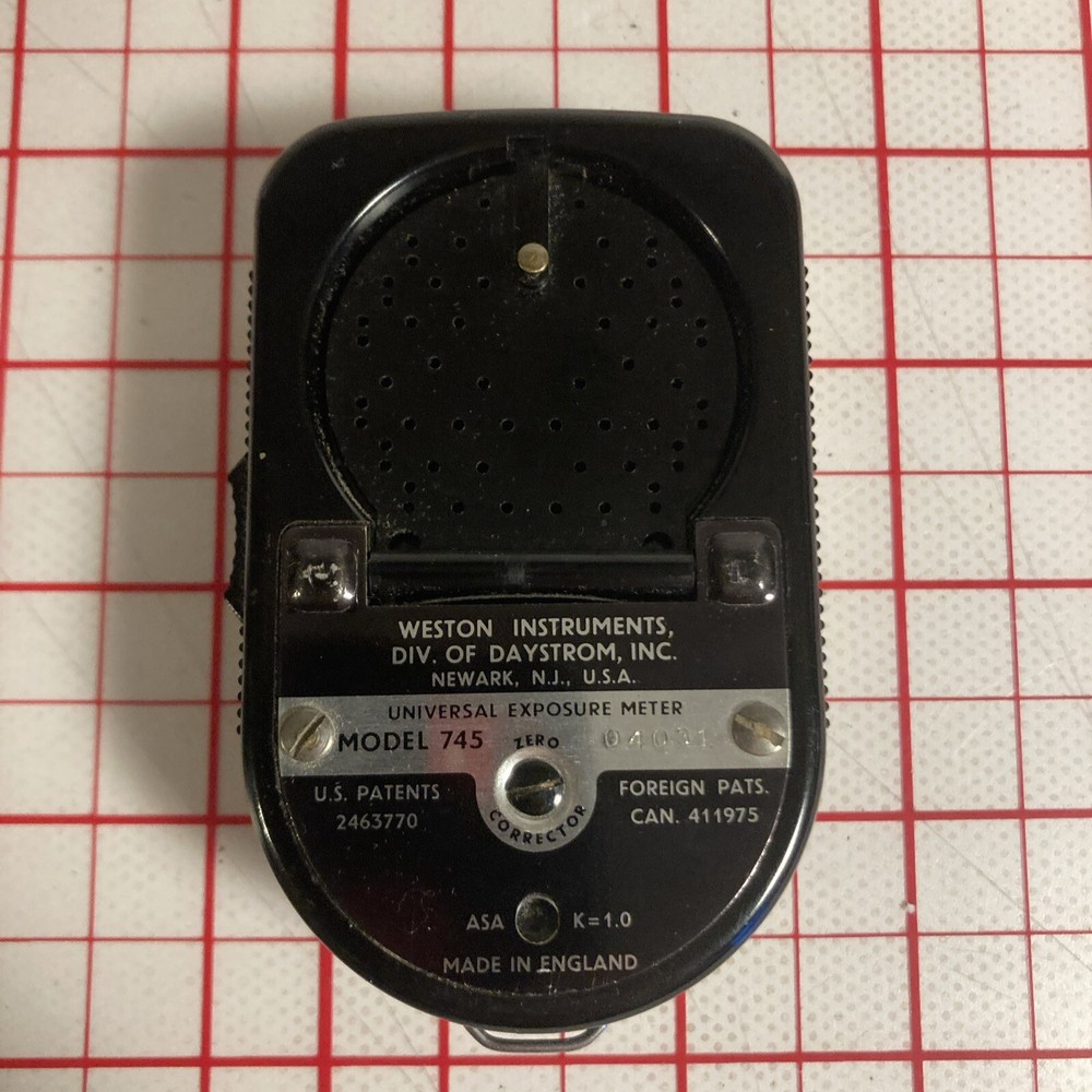 Vintage Weston Master IV Universal Exposure Light Meter Model# 745 with Case