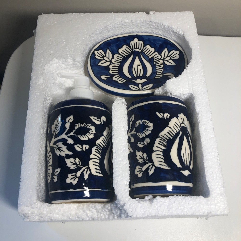 3-piece Glazed Ceramic Bathroom Accessory Set, Open Box