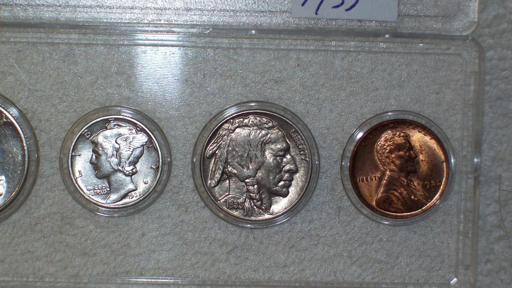 1935 MINT SET UNCIRCULATED P MINT