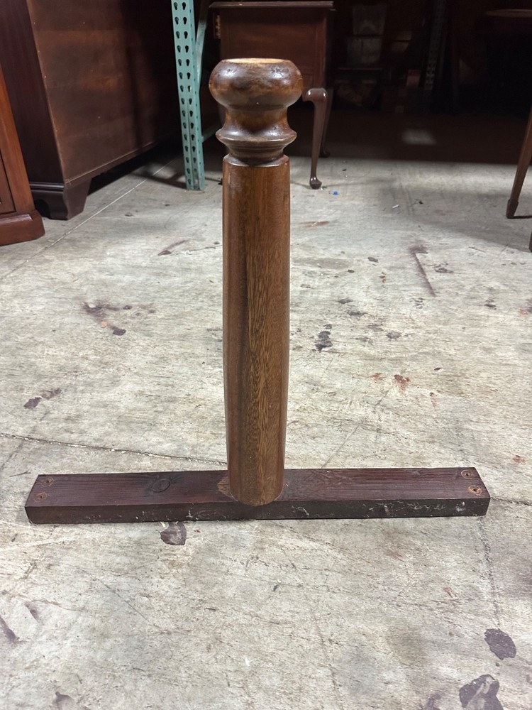 Vintage Antique Oak Middle Table Leg