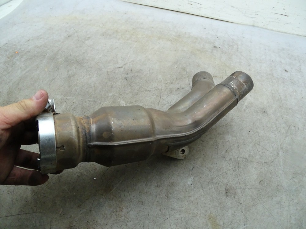 04 05 Yamaha Yzf R1 MID Y PIPE H-9