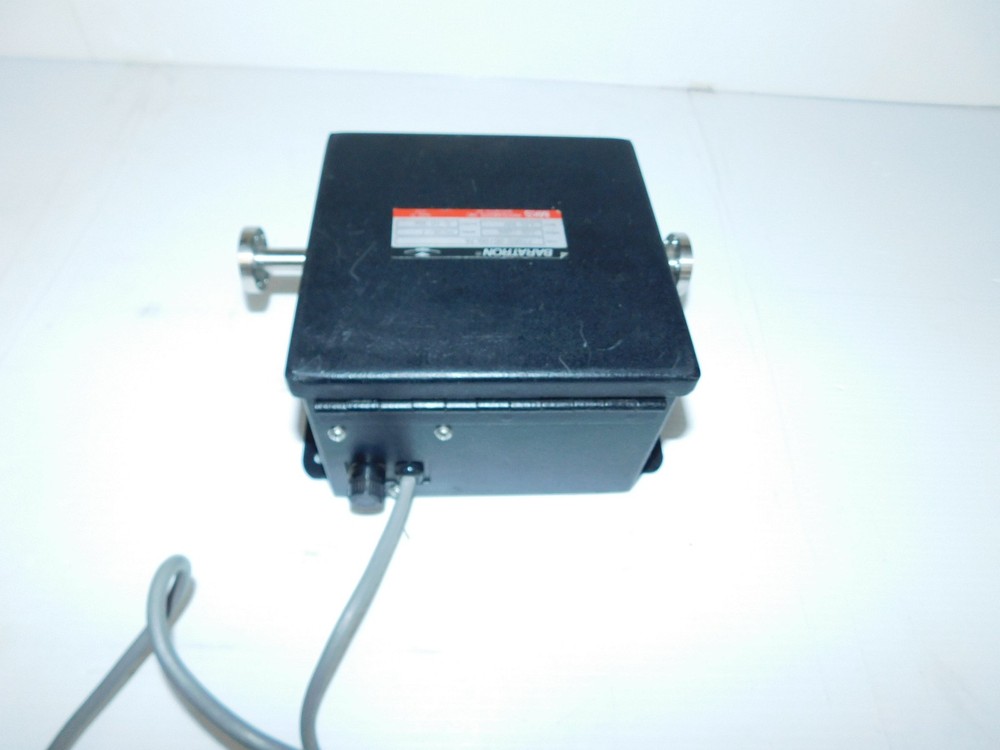MKS INSTRUMENTS BARATRON TYPE 220BD-00100C2A RANGE 100 TORR MANOMETER (HLP30)
