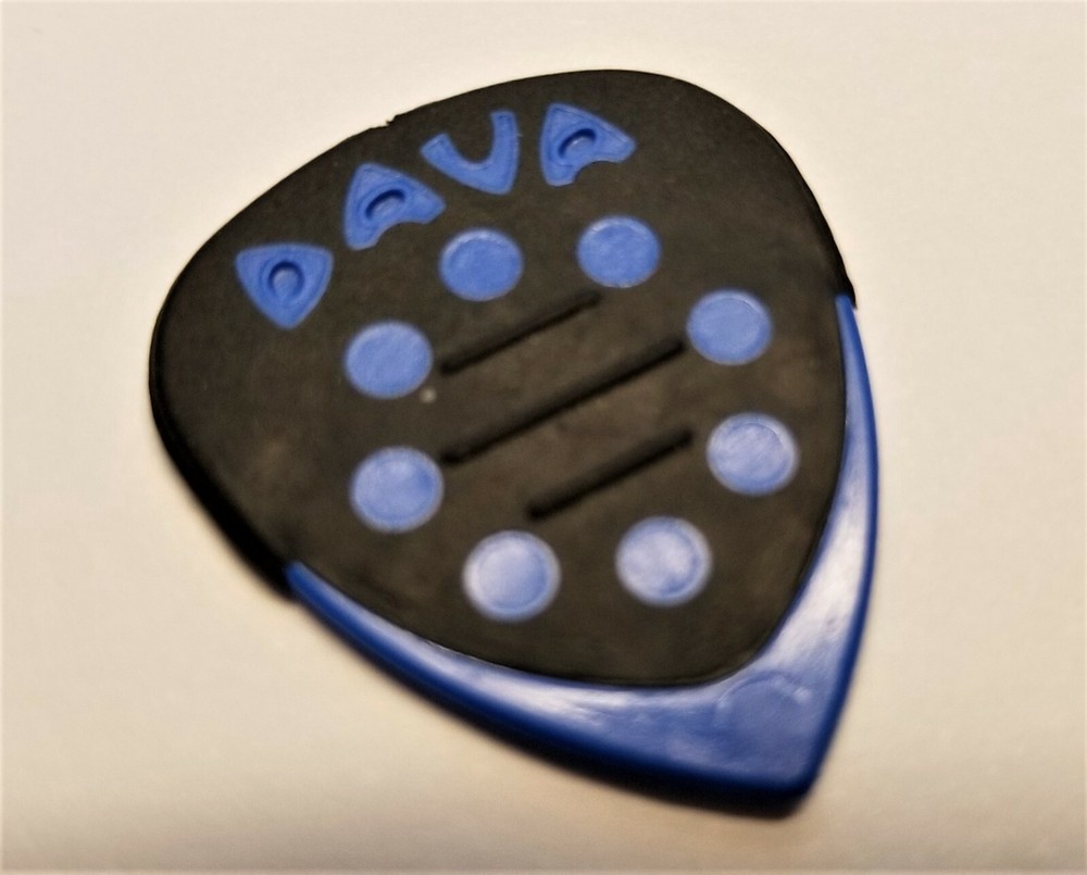DAVA Control grip Guitar PICKS (Reg ) 6 PACKS