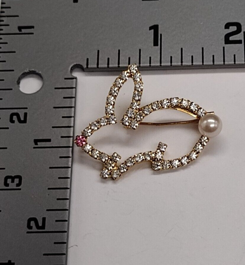 Sparkling Bunny Rabbit Lapel Pin
