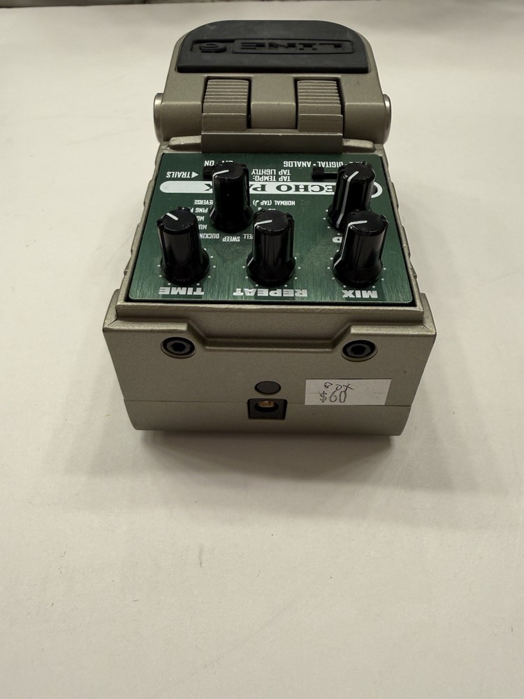 Line 6 Tone Core Echo Park Digital Delay Guitar Effect Pedal + Original Box