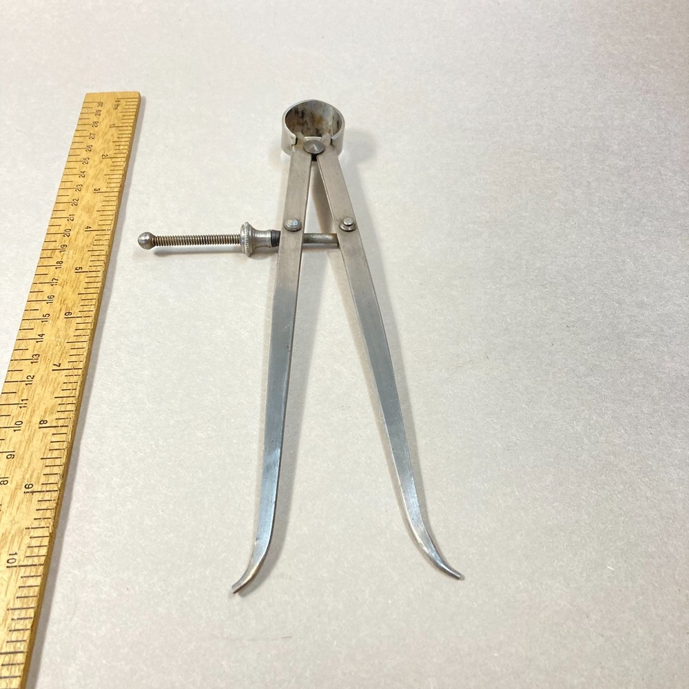 Vintage Caliper Inside Spring Joint Flat Leg 8 1/4"