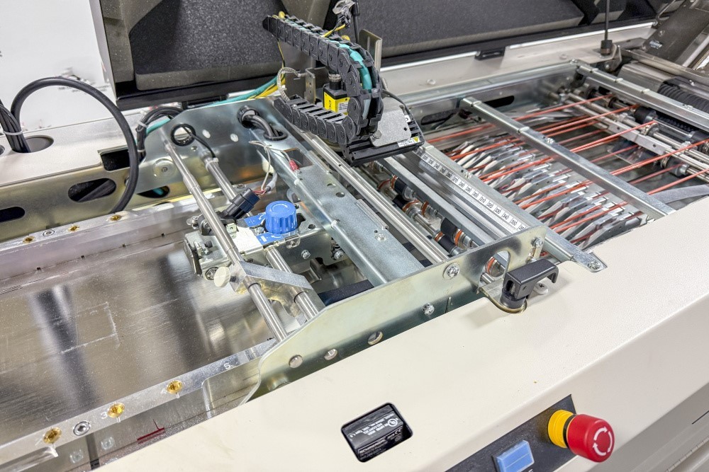 Bluecrest Pulse Inserter with Y234 Feeder