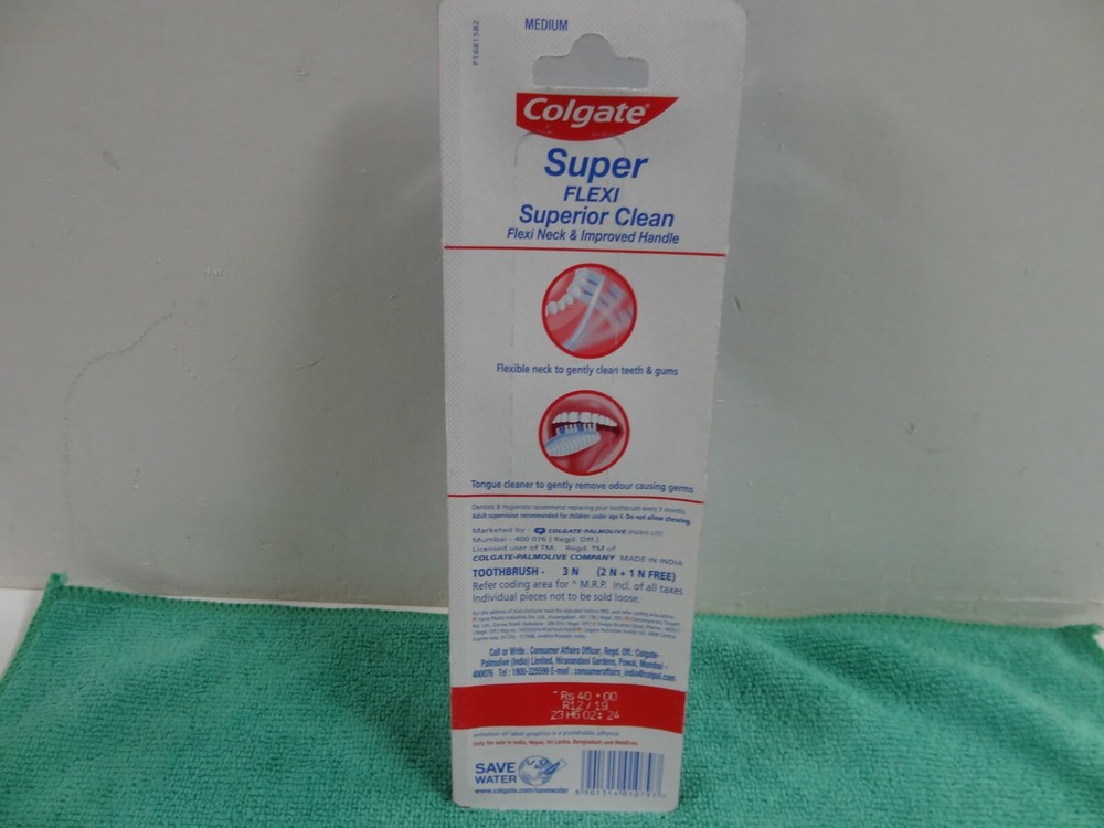 NEW Colgate Super Flexi Toothbrushes -3 Pack- Multi Color - MEDIUM