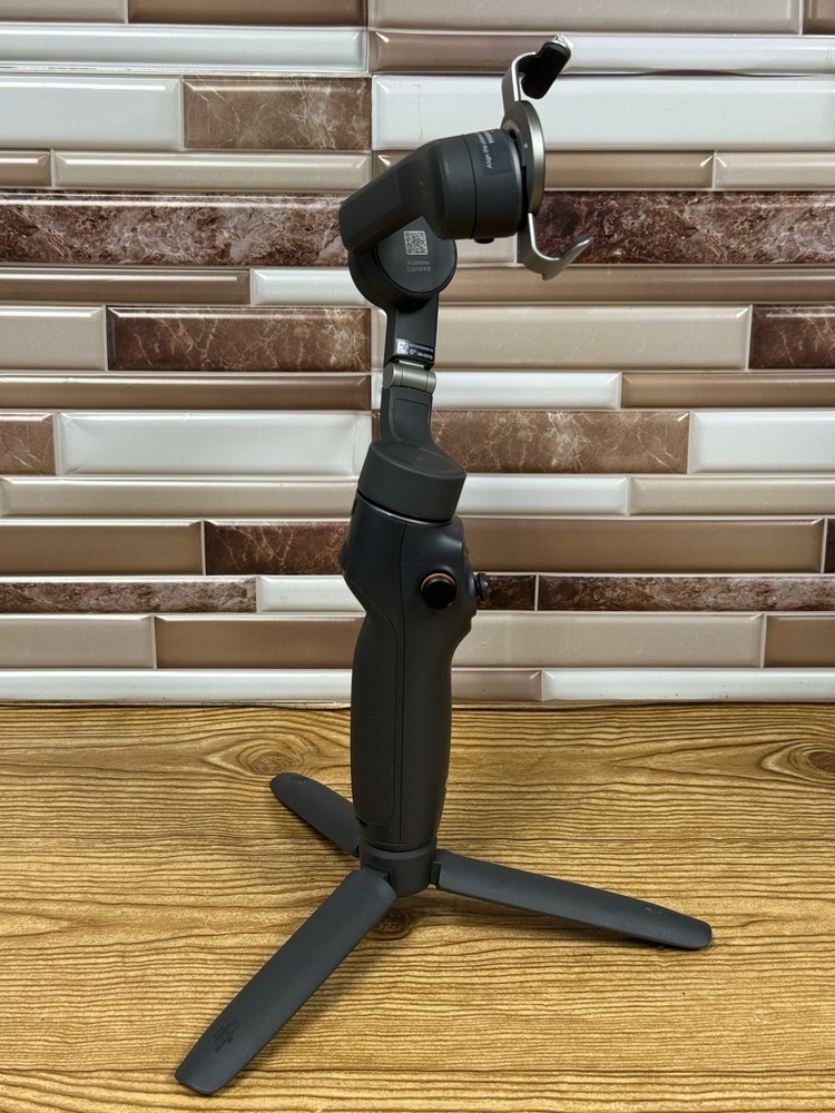 DJI Osmo Mobile 6 Smartphone Gimbal Stabilizer - TESTED - PLEASE READ