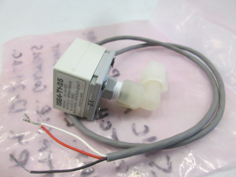 SMC, ISE4-T1-25, Digital Pressure Switch, Used
