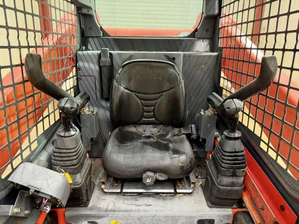 2017 KUBOTA SSV75 STANDARD FLOW OROPS SKID STEER WHEEL LOADER