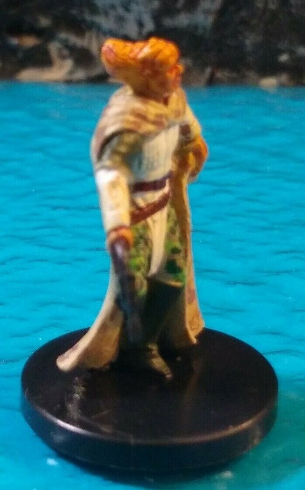 Star Wars Miniatures Universe DRESSELLIAN COMMANDO #46 No Card.(b)